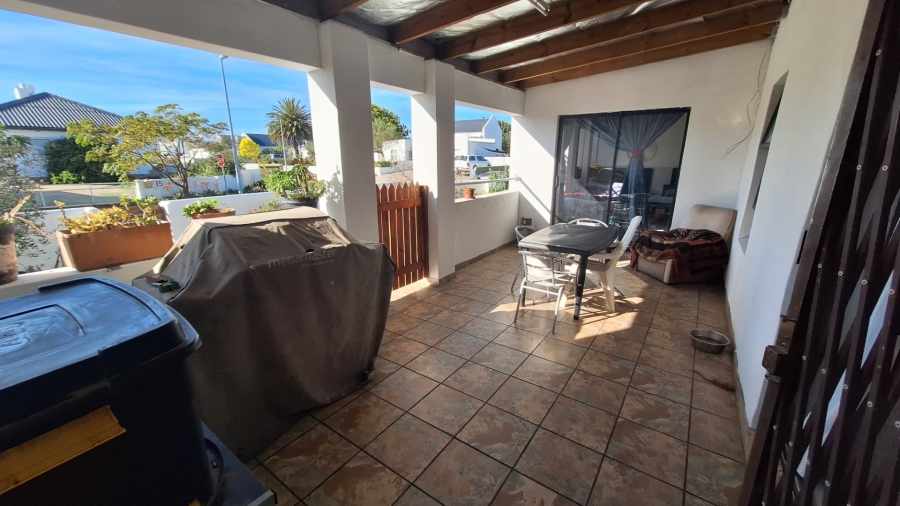 3 Bedroom Property for Sale in Velddrif Western Cape